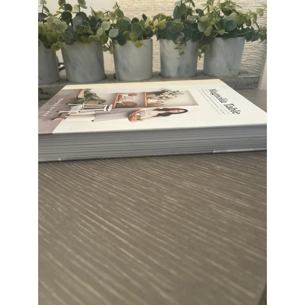 Magnolia‎ Table, Volume 2 by Joanna Gaines